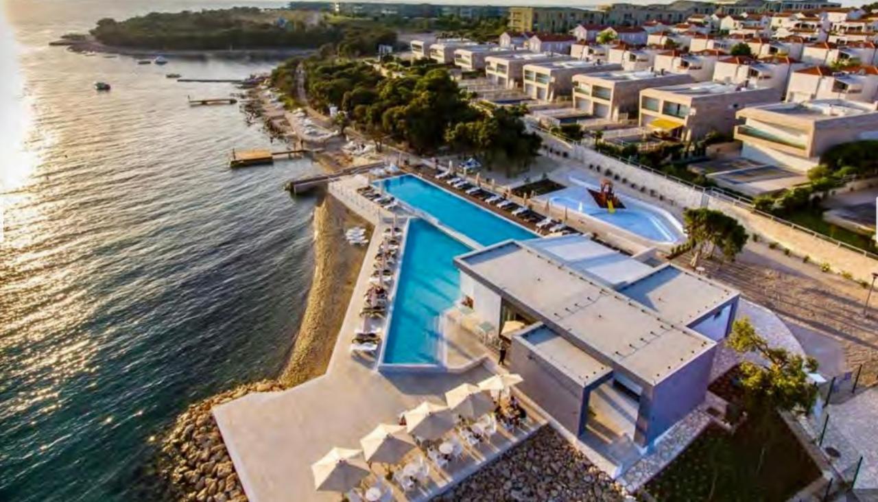 Apartments Antonija Punta Skala Next To Falkensteiner Resort 佩特坎内 外观 照片