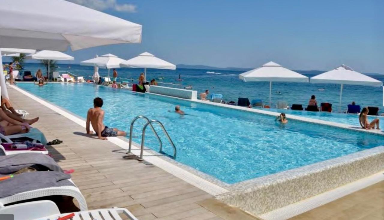 Apartments Antonija Punta Skala Next To Falkensteiner Resort 佩特坎内 外观 照片